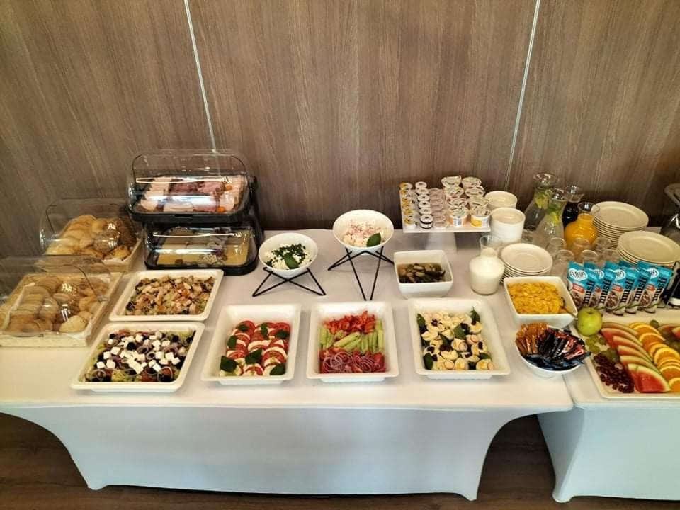 Hotel Garbow *** Centrum Konferencyjno - Bankietowe 外观 照片